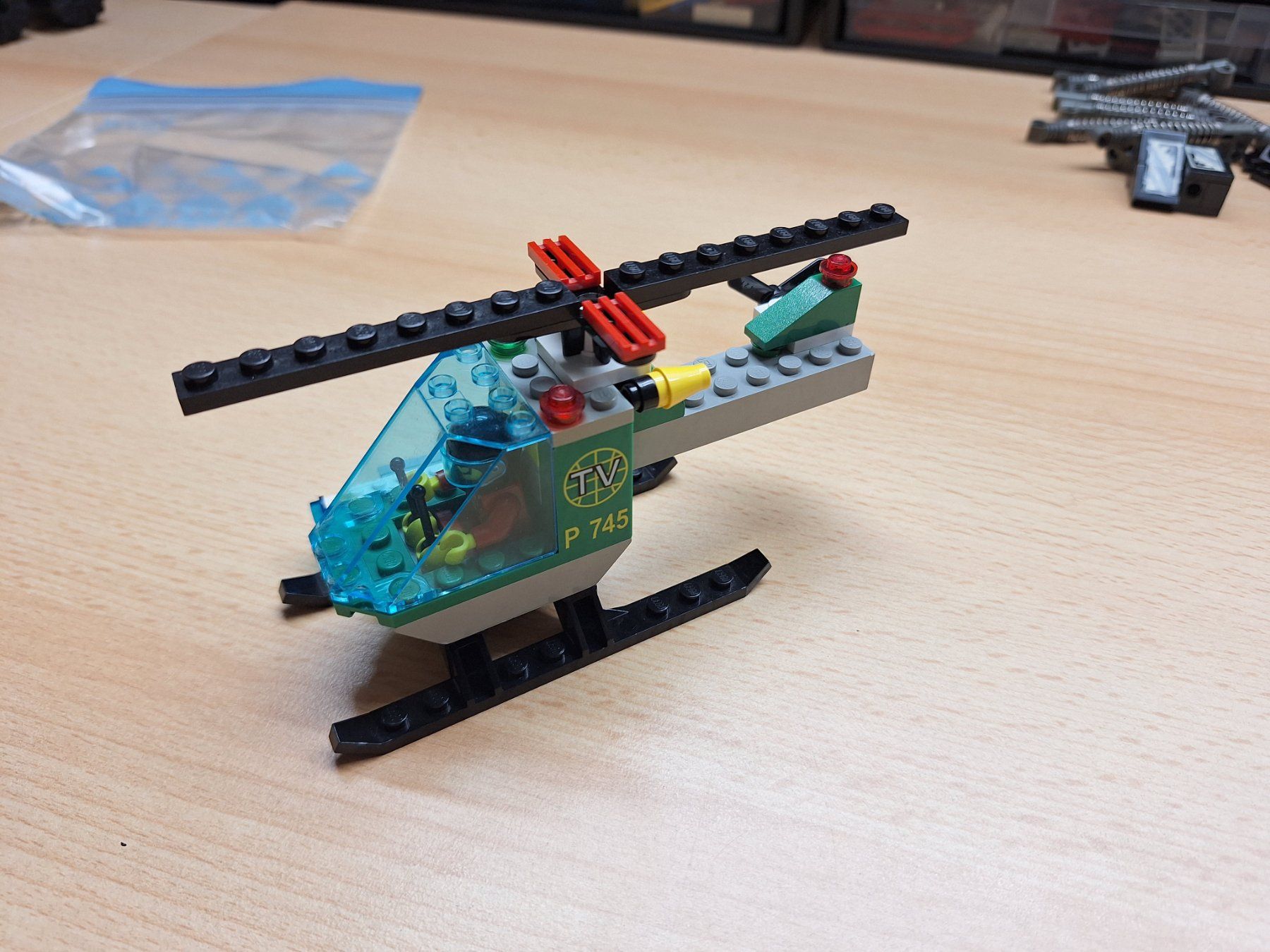 Lego Kit di costruzioni: Lego 6425 TV Chopper – Usato da Zürich venduto da Candid85