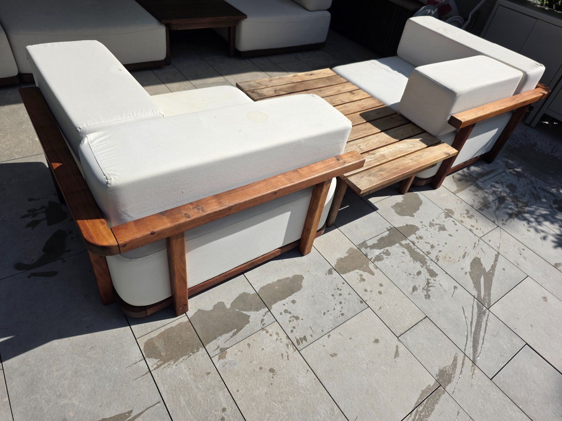 Westwing Sofas: Ensemble de canapé et table extérieur modulable – D'occasion à Vésenaz par tim_7xkk 3