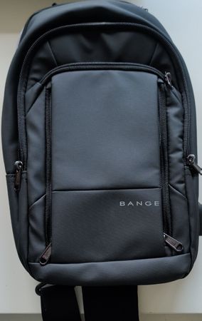BANGE Sling Bag - Praktische Umhängetasche NEU