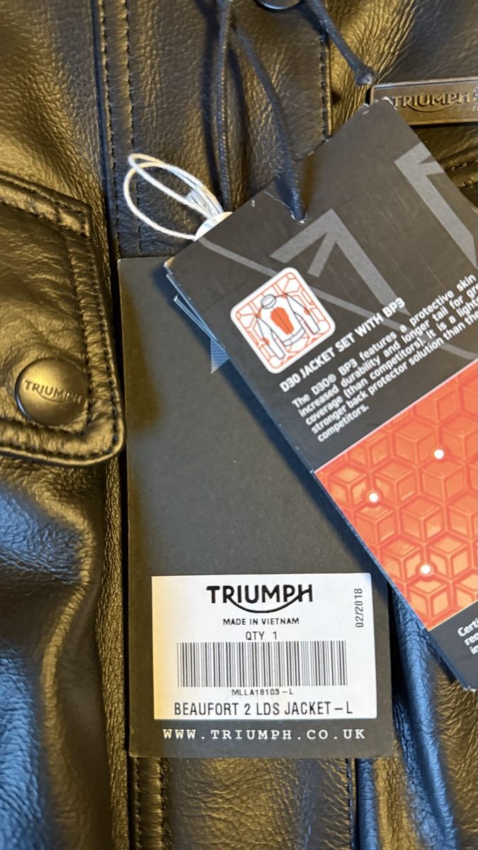 Triumph Giacche: Triumph Beaufort 2 Leather Jacket – Nuovo e nell'imballaggio originale da Männedorf venduto da VictorKT 4