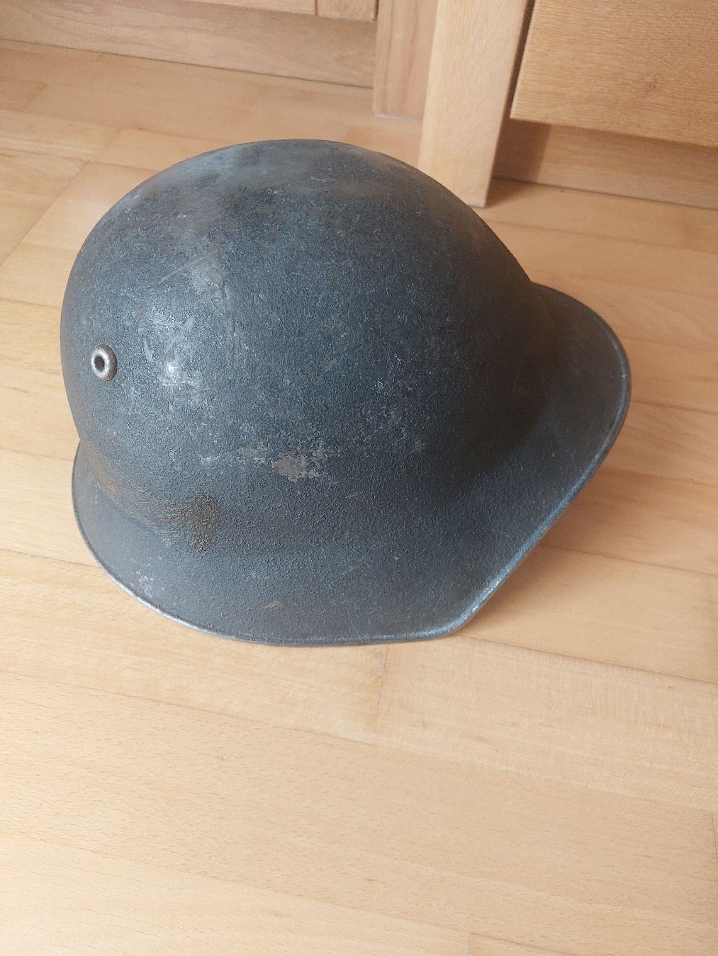 Schweizer Armee Abbigliamento & accessori d'epoca: Alter Millitärhelm – Usato da Landquart venduto da Cedes 3