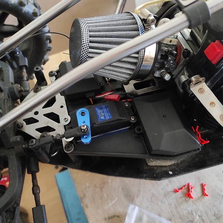 Modellismo RC: Reely  4x4 Carbon Fighter Monster – Usato da herisau venduto da stevo.6 4