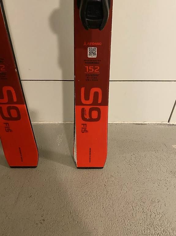 Atomic Skis: Atomic Fis Redster S9 152cm – Gebraucht aus Baar von sim_vl9f 3