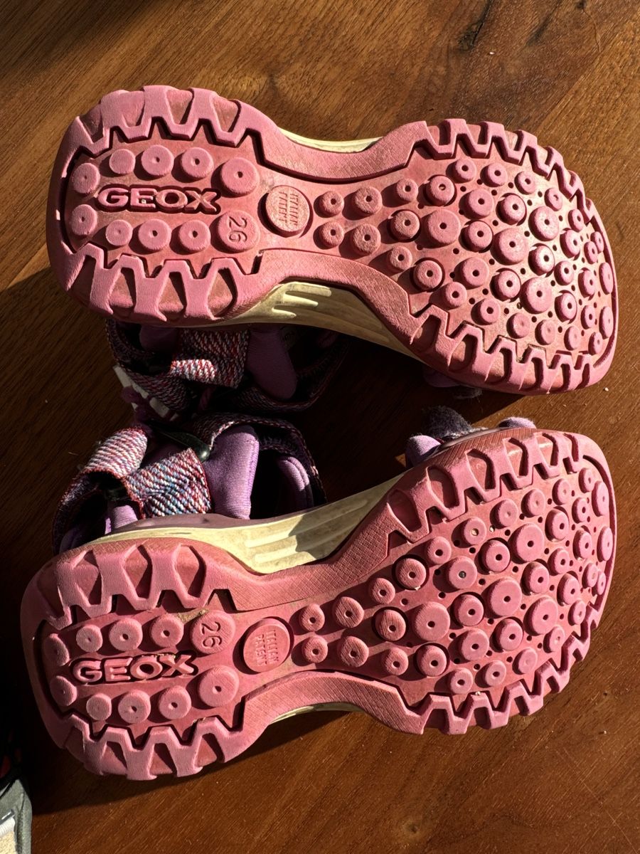Geox Scarpe per ragazze: Geox Schuhe Gr.26 – Usato da Oberägeri venduto da Loup18 2