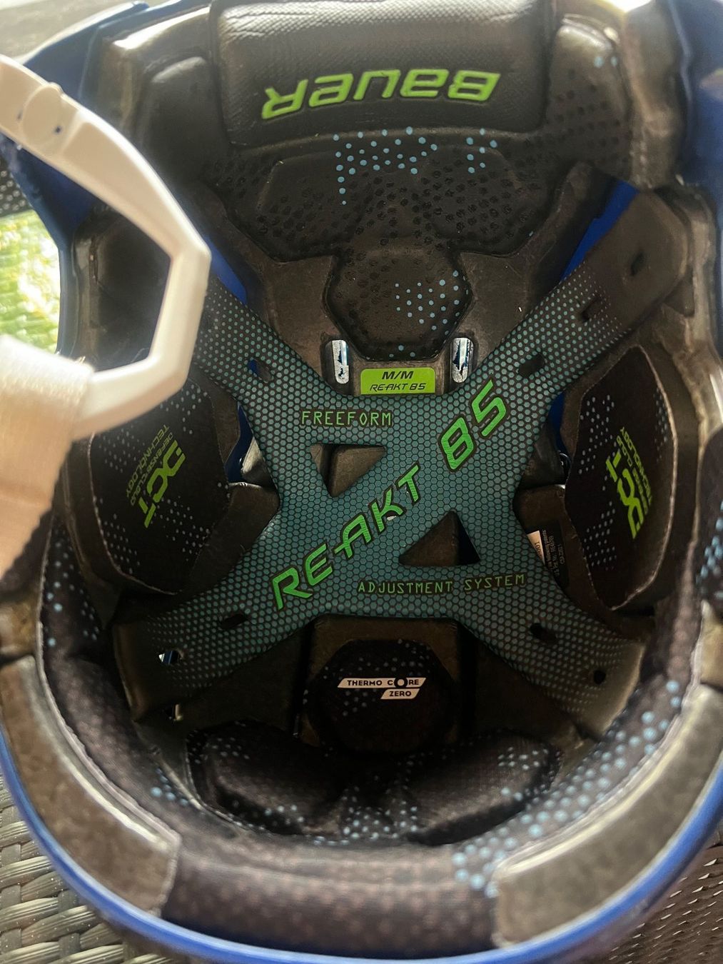 Bauer Caschi: Eishockeyhelm – Usato da menziken venduto da sevijoel01 1