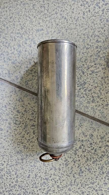 Autres appareils anciens: Bettflasche Metall  – D'occasion à Hunzenschwil par Matthinique