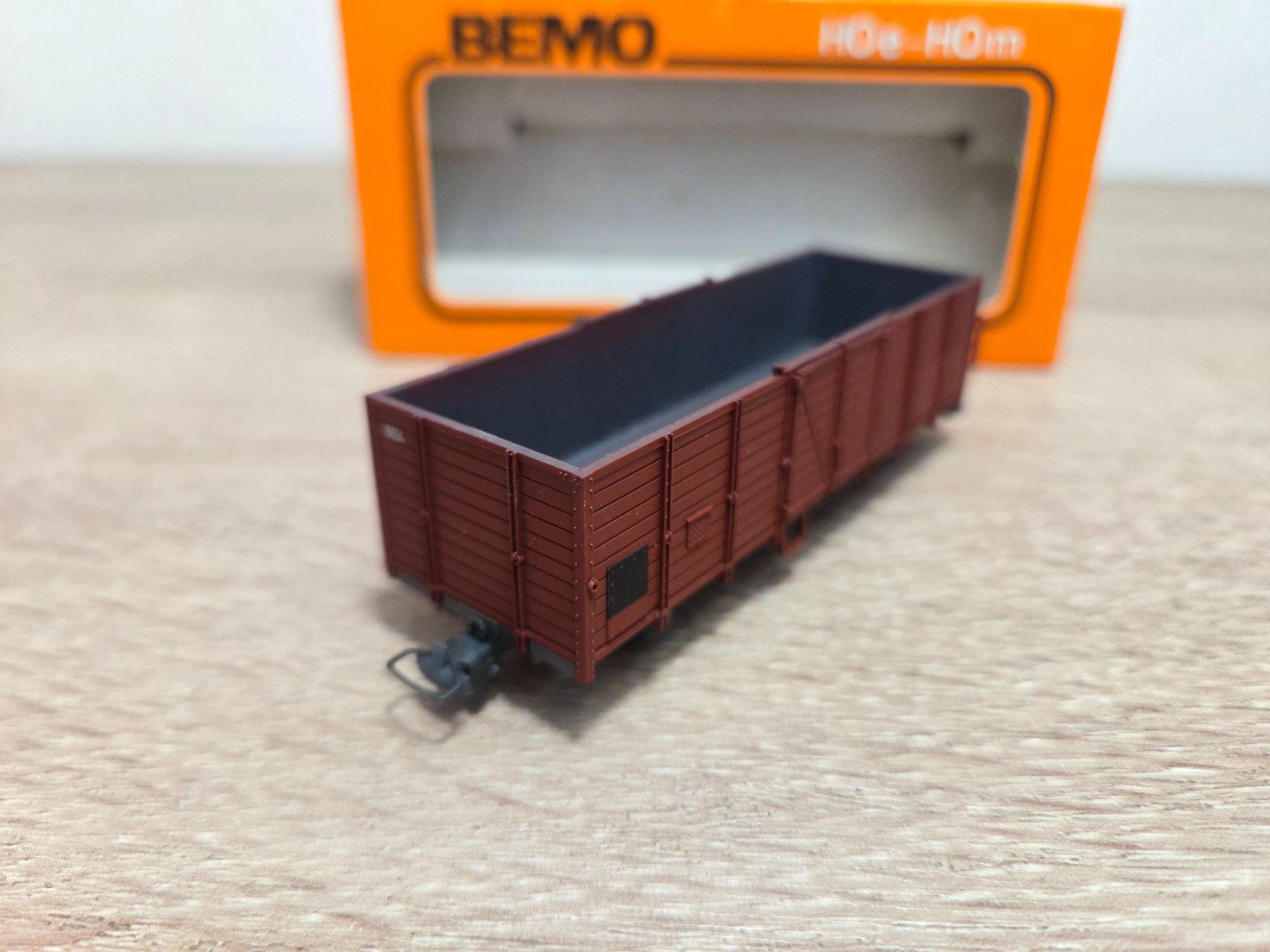 Bemo Modelleisenbahnen: Bemo 2251 Güterwagen RhB H0m – Gebraucht aus St-Aubin-Sauges von Lo_Go 2