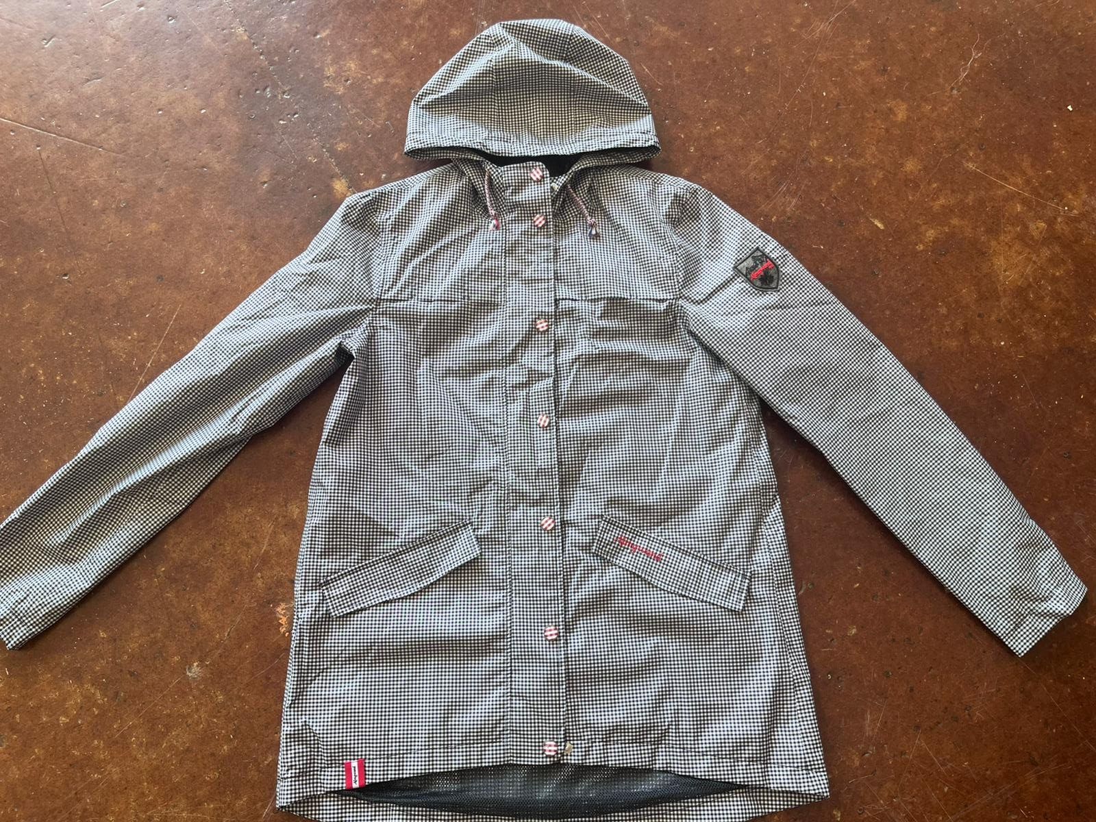 Almgwand Giacche: Outdoorjacke Almgwand Gr. 38 – Usato da Aathal-Seegräben venduto da Kati_Mey