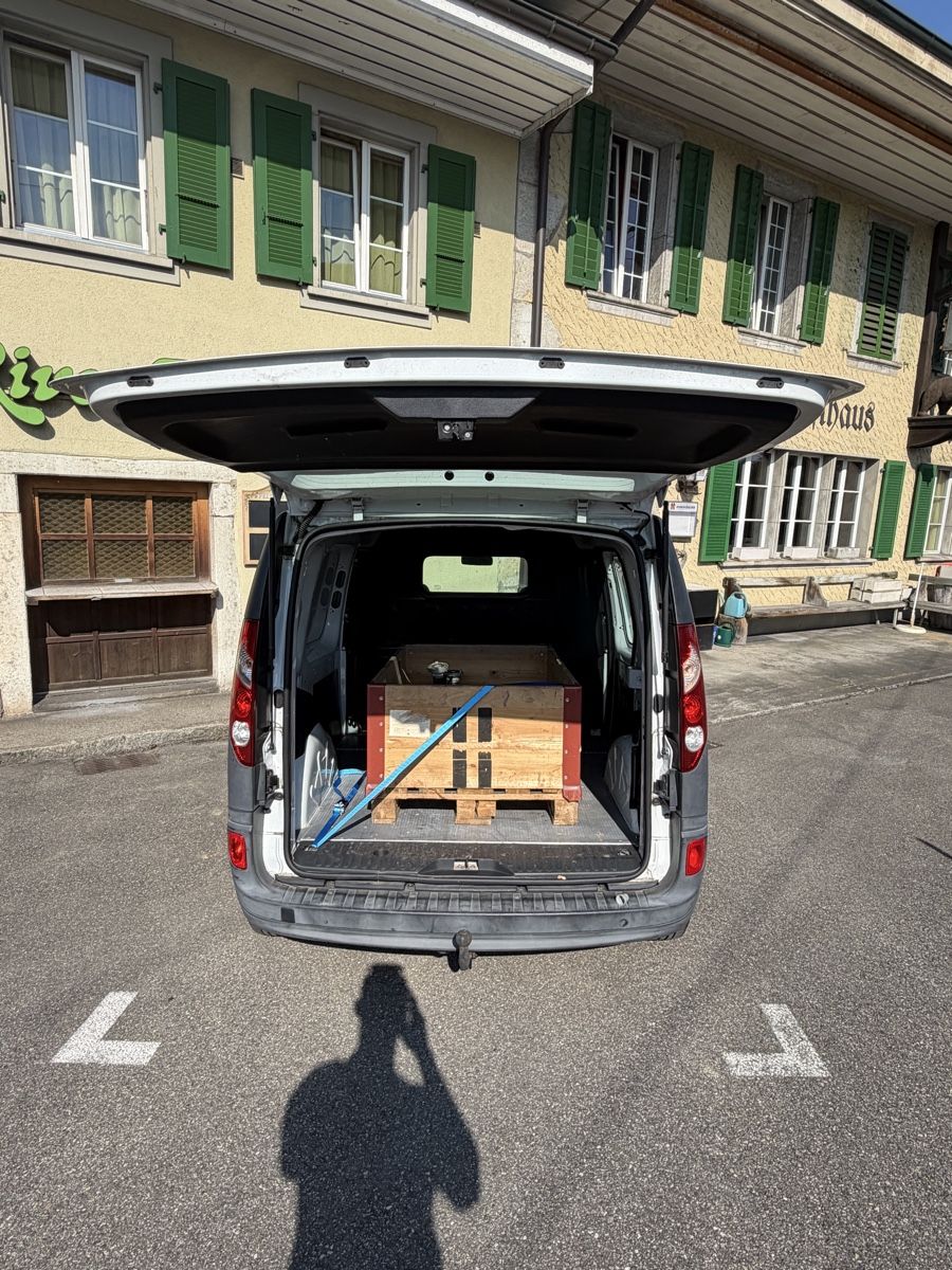 Renault Véhicules utilitaires: Renault Kangoo 1.6 – D'occasion à Niederbipp par cai_5hsf 5