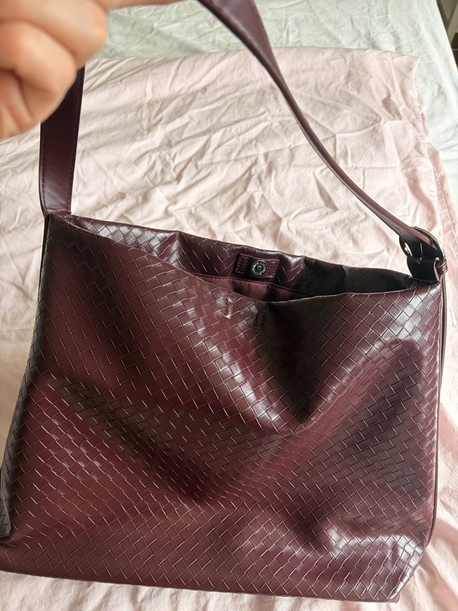 Stradivarius Borse da donna: Handtasche bordeaux von Stradivarius – Usato da Bern venduto da Sharon_Alexandra 3