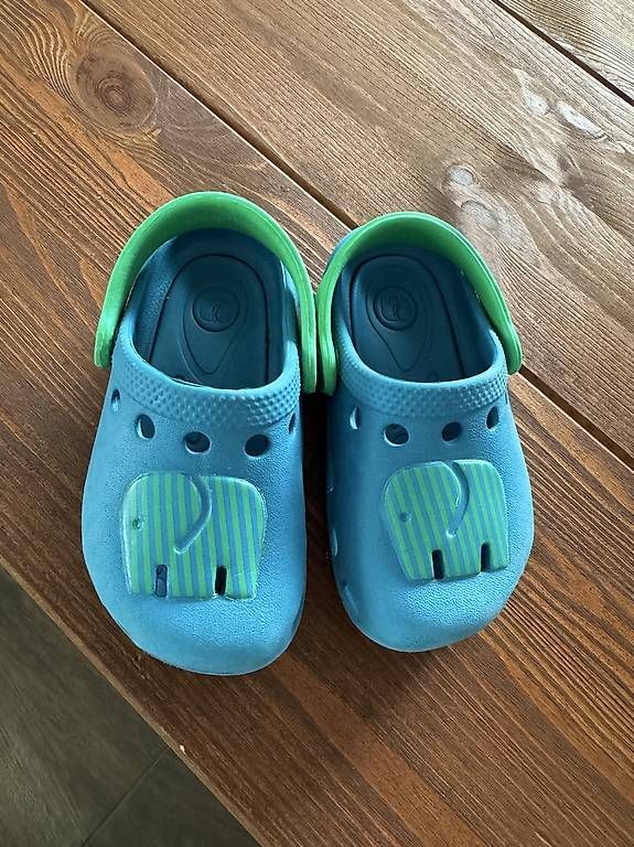 Scarpe per ragazzi: Elephanten Hausschuhe Gr. 23 – Usato da Berikon venduto da Naepli20