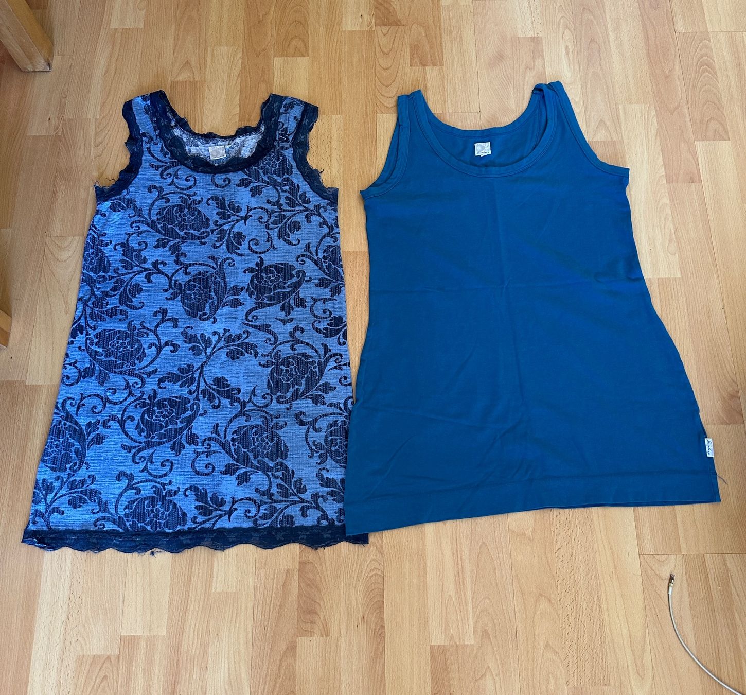 Deerberg Tops: Deerberg Tops – D'occasion à Luzern par Sesilija