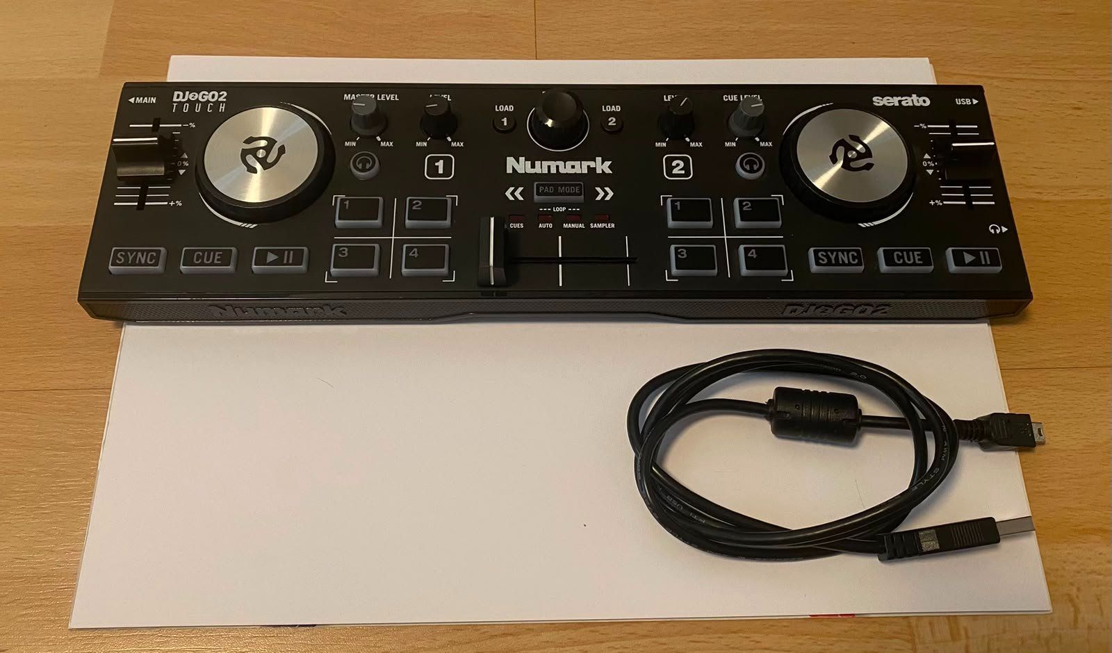 Console di mixaggio: Numark DJ2GO 2 Touch Anfänger DJ-Pult – Usato da Luzern venduto da yannick.w123 2