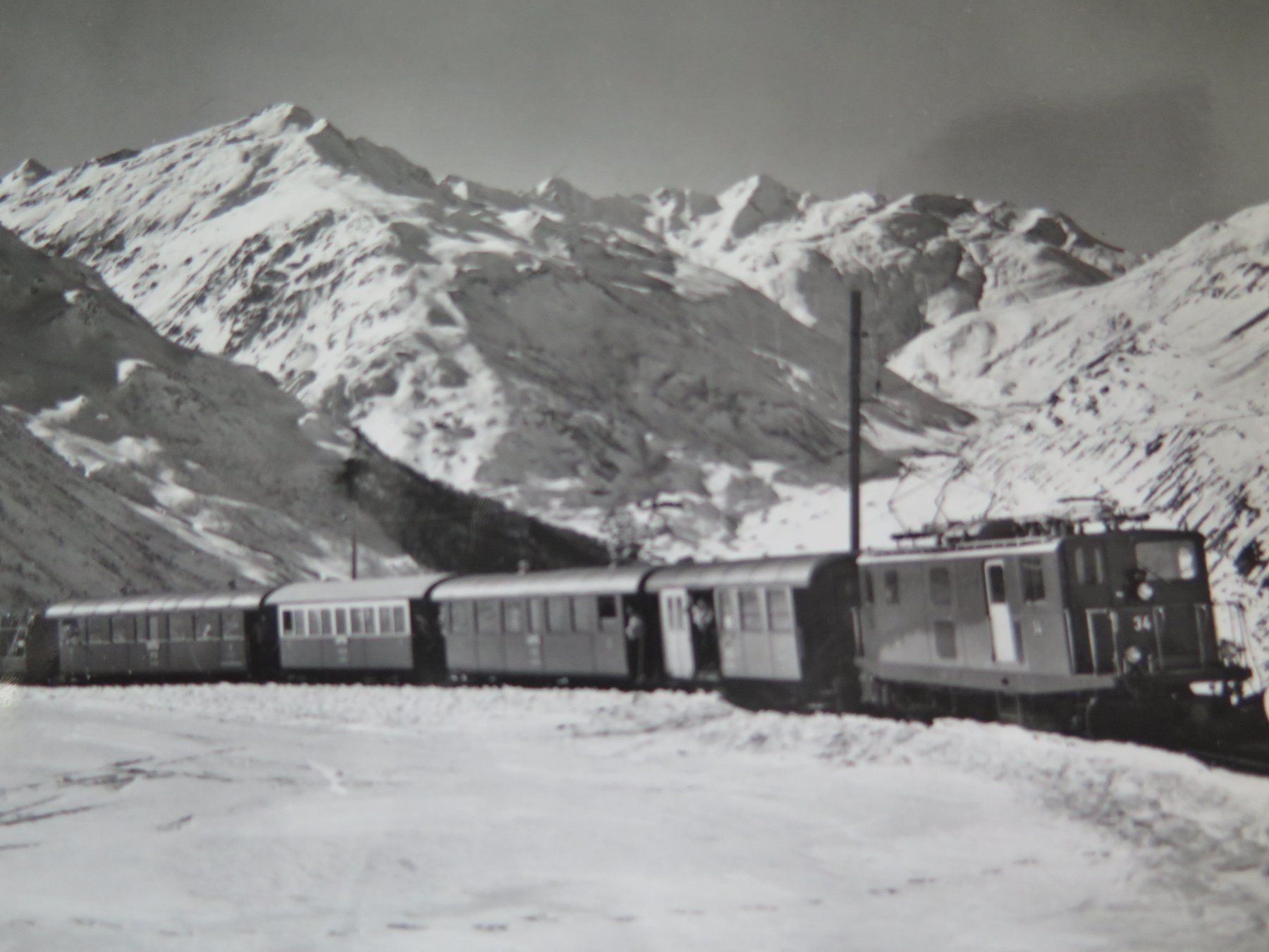 Ansichtskarten: ANDERMATT - FURKA-OBERLP-BAHN – Gebraucht aus Wittenbach von lipasal 1