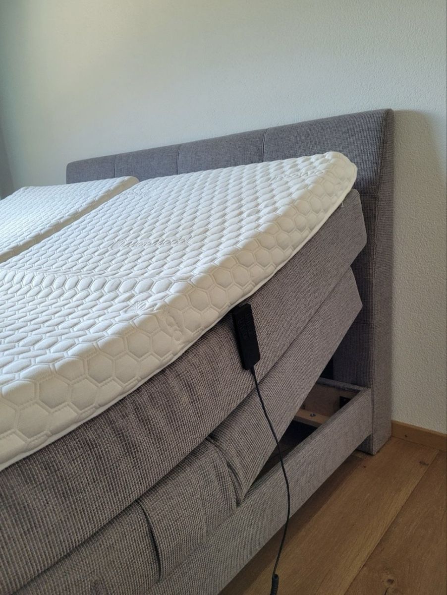 Letti: Boxspringbett elektrisch verstellbar 2x90x215cm grau – Usato da Cham venduto da Alexandar1986 2