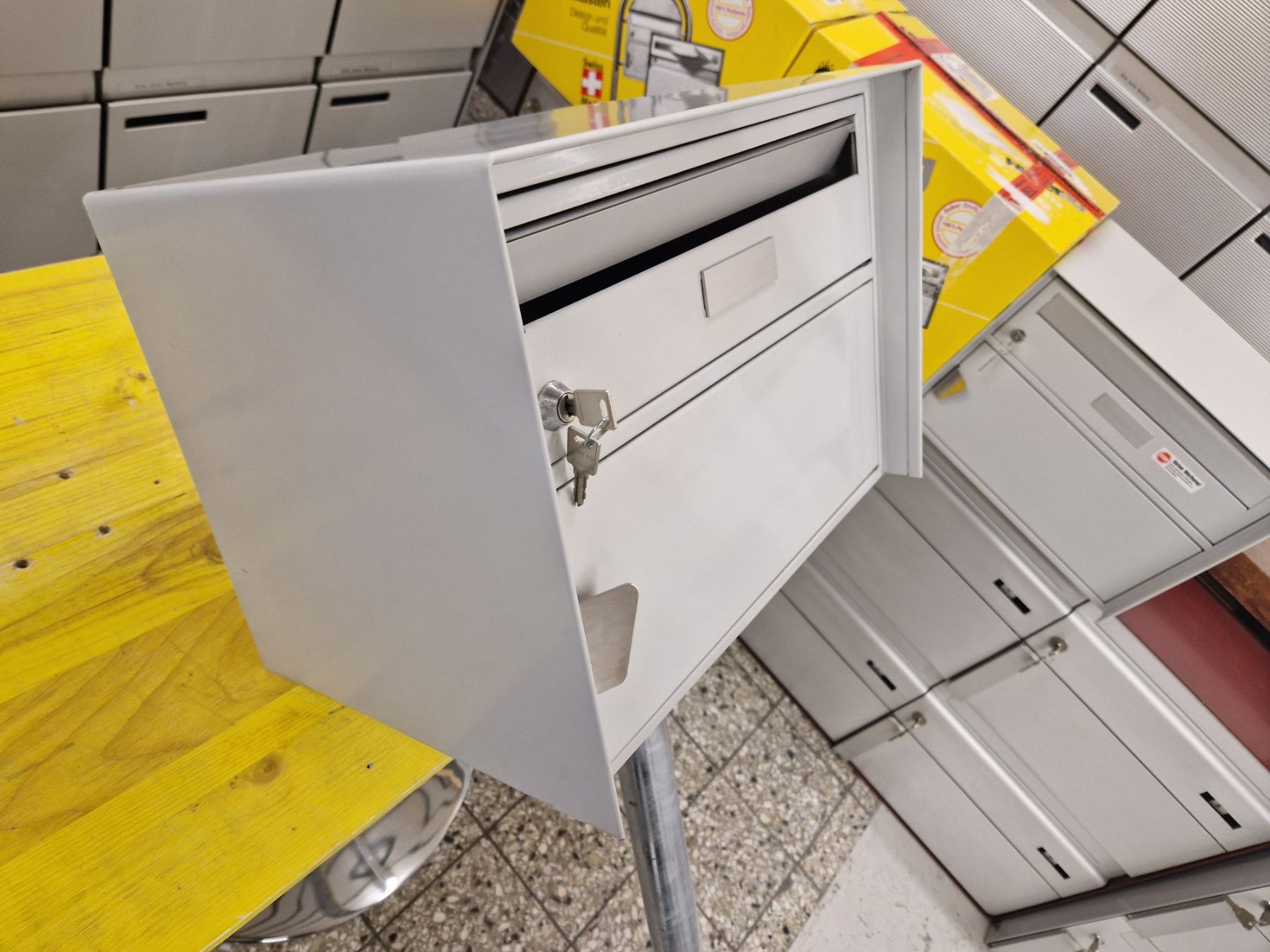 Altro per la casa: Standbriefkasten ( Huber ) – Usato da Wiler b.Utzenstorf venduto da bamaa-shop 3