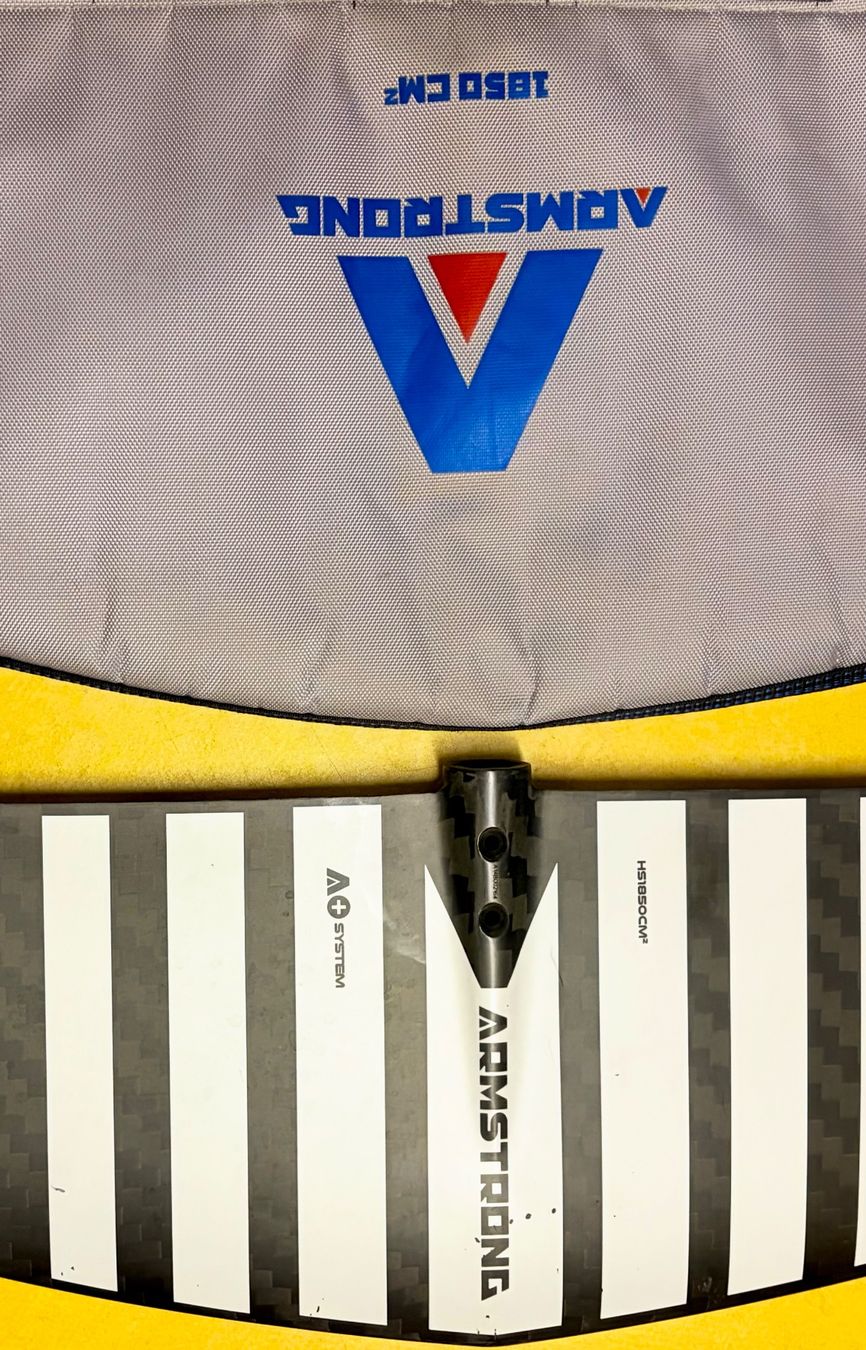 Tavole da surf e di nuoto: Armstrong HS1850 A+ Frontflügel – Usato da Hagendorn venduto da Admavami 2