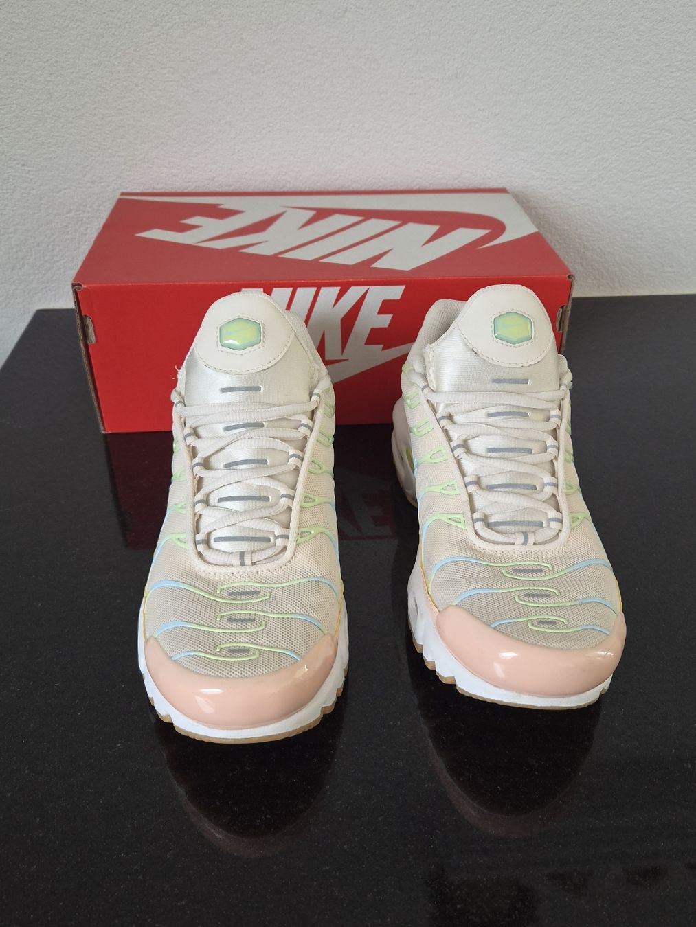 Nike Herrenschuhe: Nike W Air Max Plus TN taille 41 – Neu (gemäss Beschreibung) aus Belmont-Yverdon von jul_8nw5 2