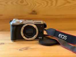 Defekte Digitalkamera Canon EOS M6