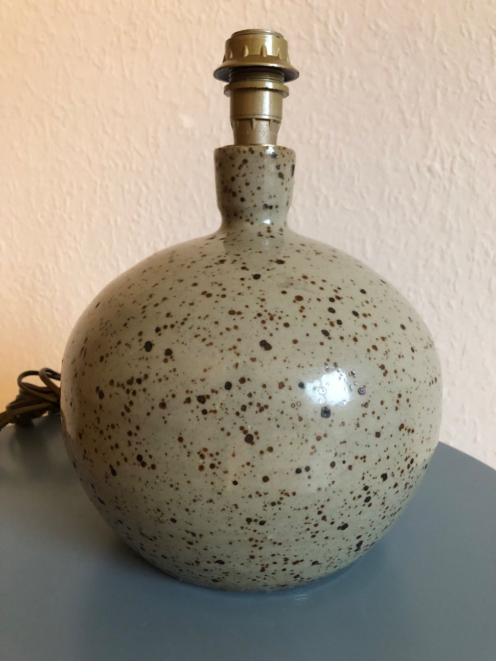 Lampade: Vintage Steingut Tischlampe  Lampe de table vintag een grès – Usato da Biel/Bienne venduto da Garum 1