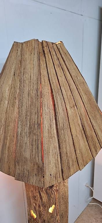 Lampes: Altholz Lampe mit Schindelschirm – D'occasion à Wald ZH par Orgelfreak 3