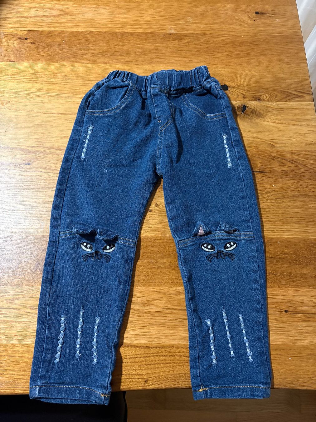 Hosen: Jeans Gr.98 – Gebraucht aus Bad Zurzach von simba1995