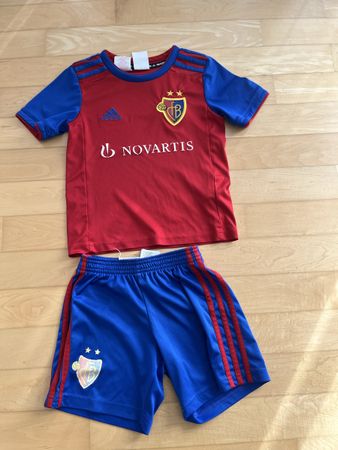 FC Basel Set Adidas Grösse 116 rot blau gebraucht