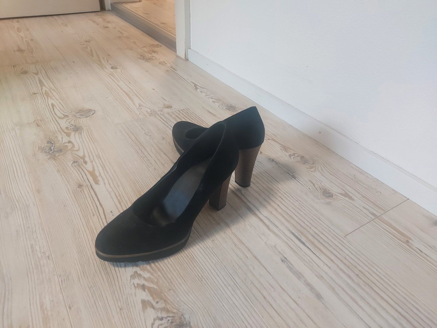 Scarpe da donna: Schuhe Gr. 38 – Nuovo (secondo la descrizione) da Stansstad venduto da ped_8llz 1