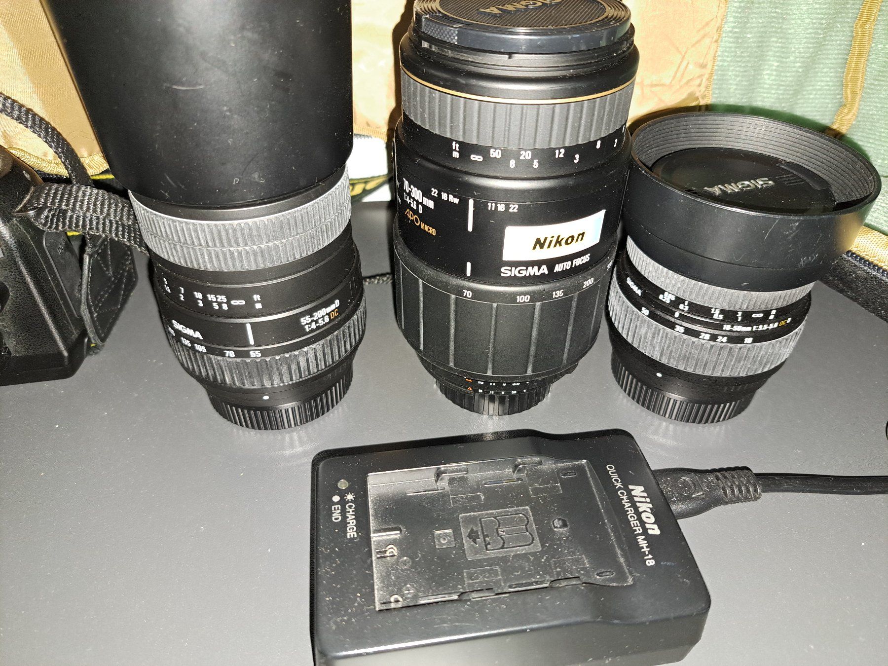 Nikon Fotocamera: Nikon D70 Reflex Kamera + 4 objectifs + sac à dos – Usato da Gimel venduto da YanR. 3