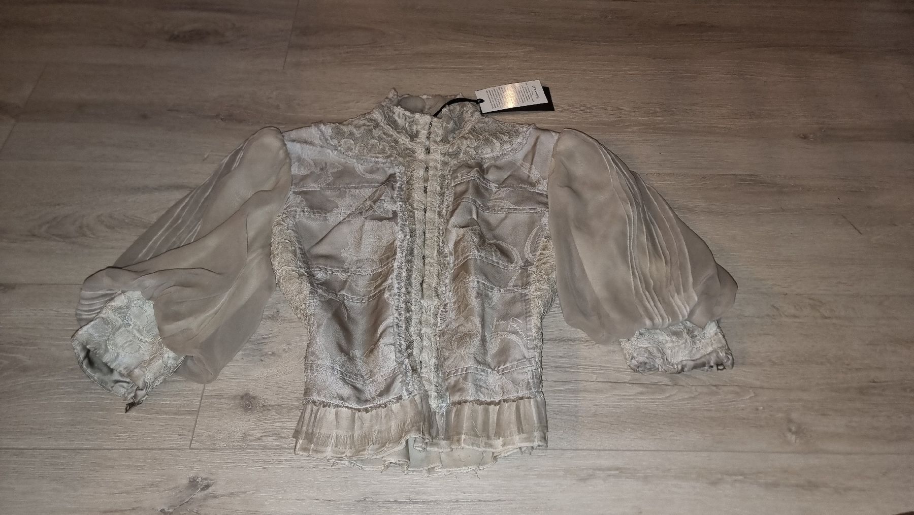 Blusen: Wunderschöne John Richmond Bluse mit Etikett, Neu – Neu und originalverpackt aus Wigoltingen von Zuckerfee84