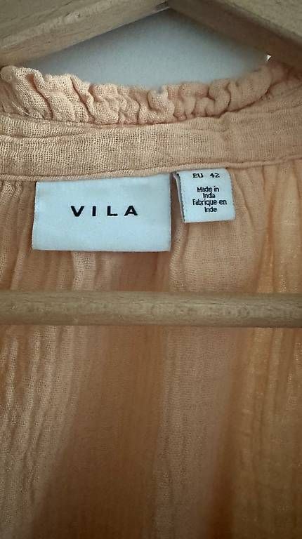 Vila Vestiti: Kleid aus Tetra-Stoff – Usato da Rothenthurm venduto da Lynn_DM 1