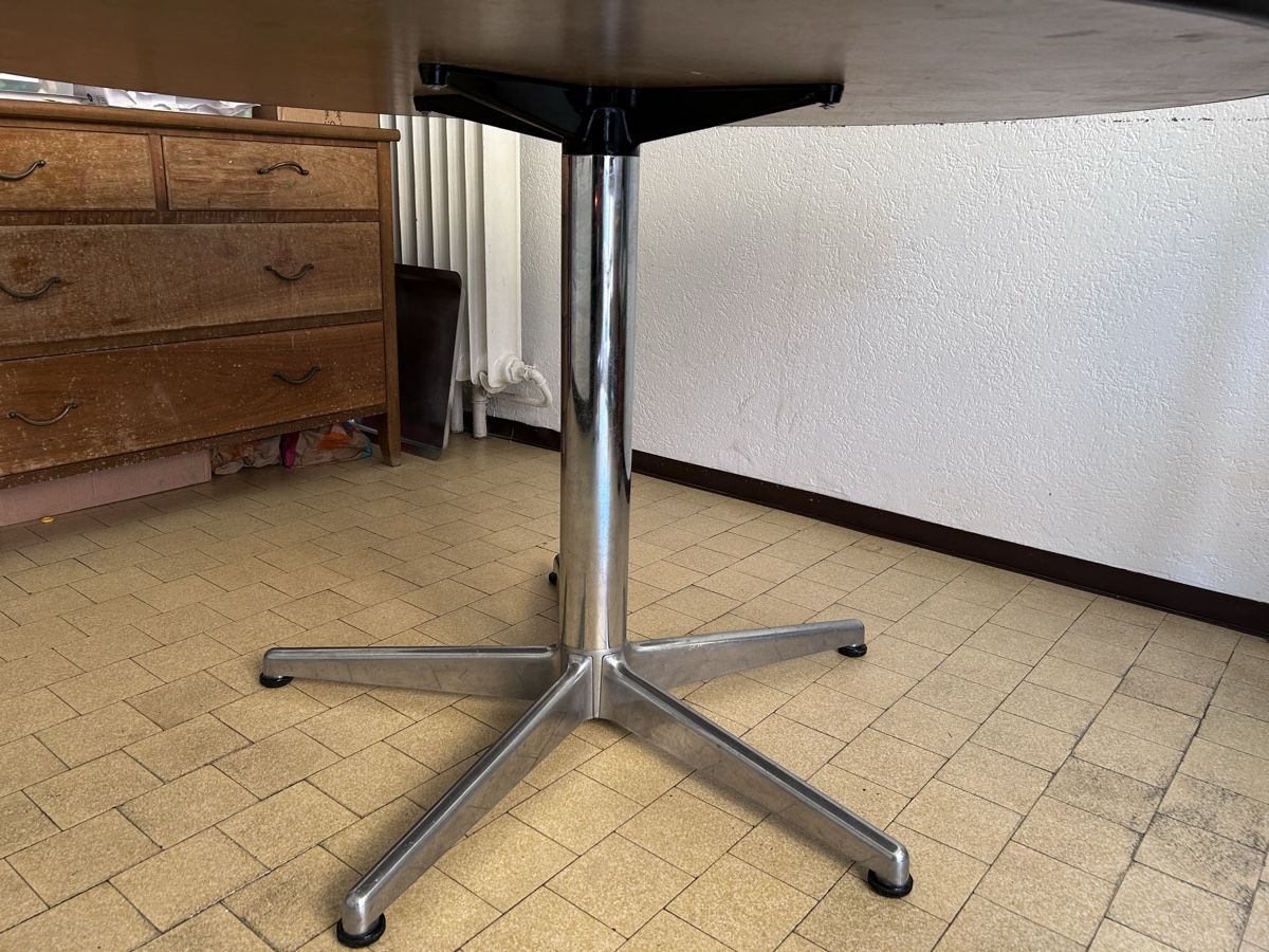 Tavoli: Esstisch rund vermutlich Eames 120cm Durchmesser – Usato da Zürich venduto da ann_9fv5 2