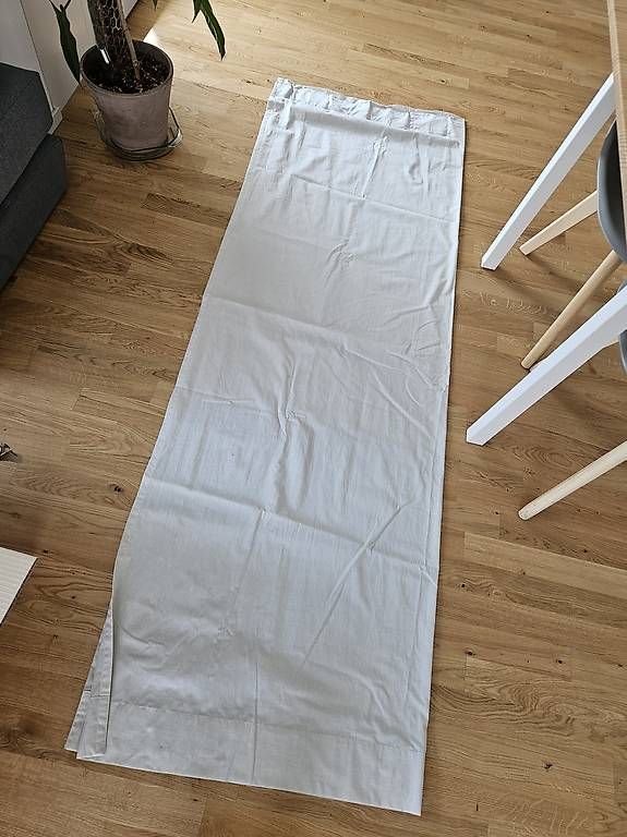 Vorhänge: 2 Garadinen / Vorhänge beige durchscheinend – Gebraucht aus Luzern von vii_ndd9 1
