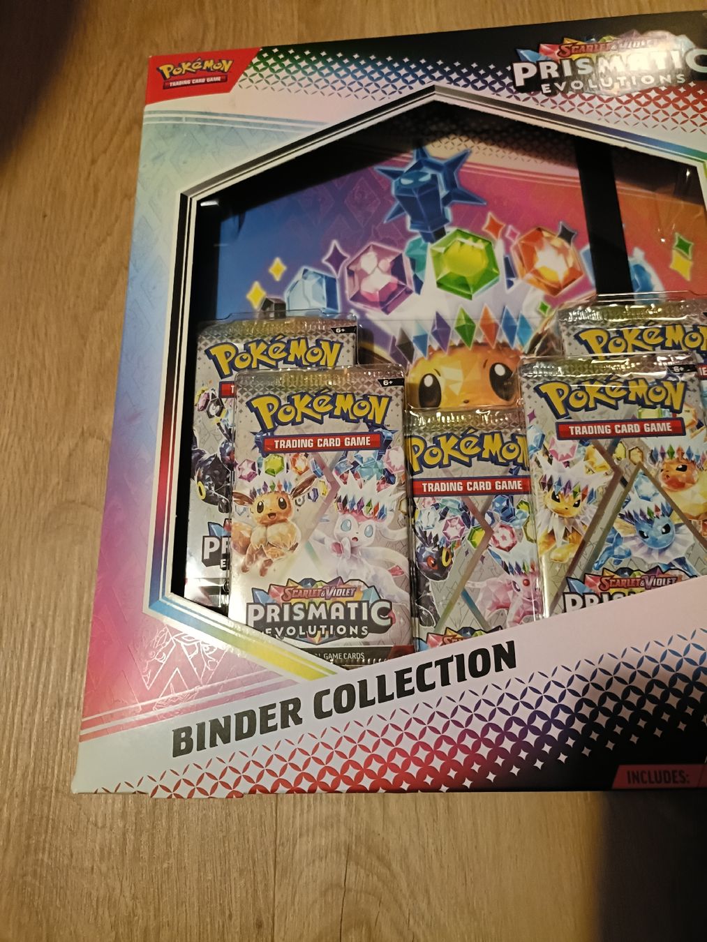 Pokémon Sammelbilder & Trading cards: Pokémon Prismatic Evolutions Binder Collection EN – Neu und originalverpackt aus Lostallo von cha_lx5j