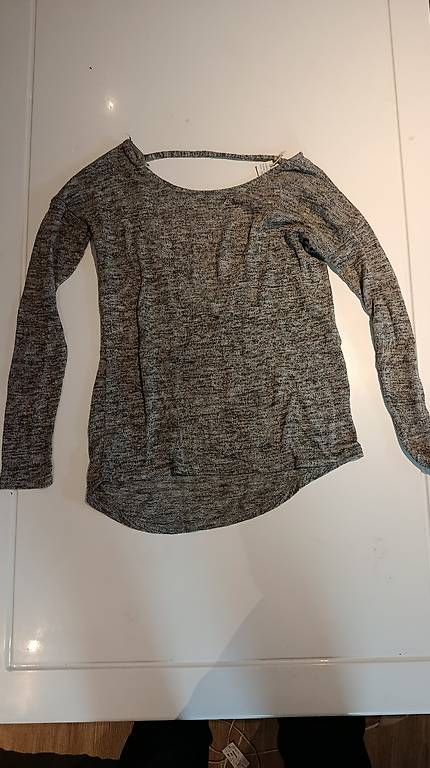 Maglioni & Felpe: Pullover S – Usato da Bürglen UR venduto da Uri1991