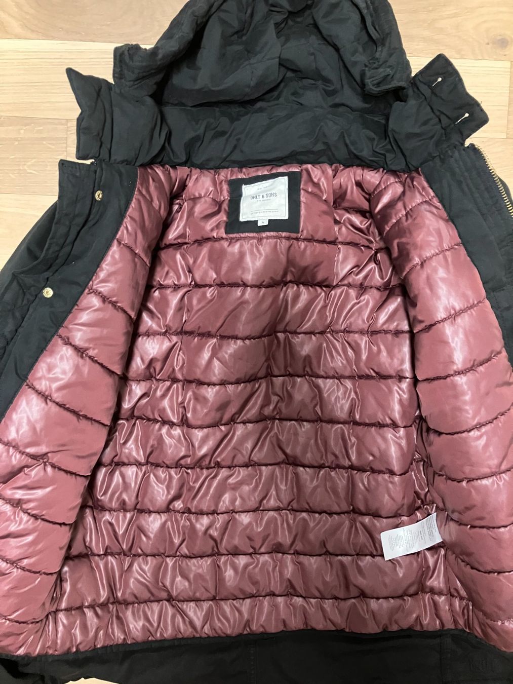 Giacche: Winterjacke schwarz, Grösse M – Usato da Würenlos venduto da Eulenpostuhu1 1