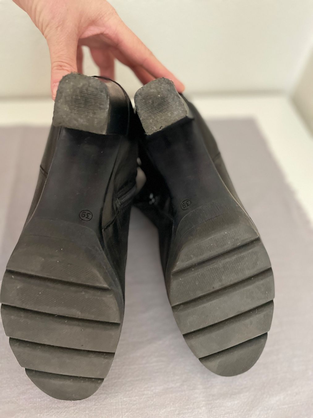 Globus Scarpe da donna: Schwarze Leder Stiefeletten Gr. 39 Herbst von Globus – Usato da Birsfelden venduto da Nic21 5