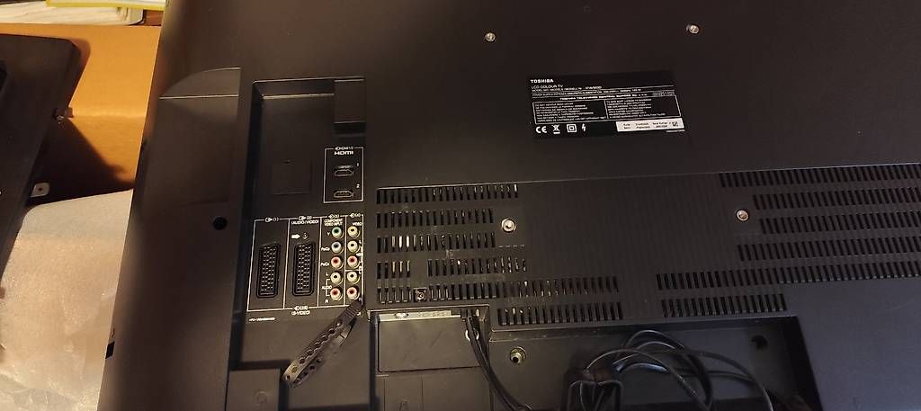 Televisori: Televisore Toshiba – Usato da Stabio venduto da gia_x56y 1