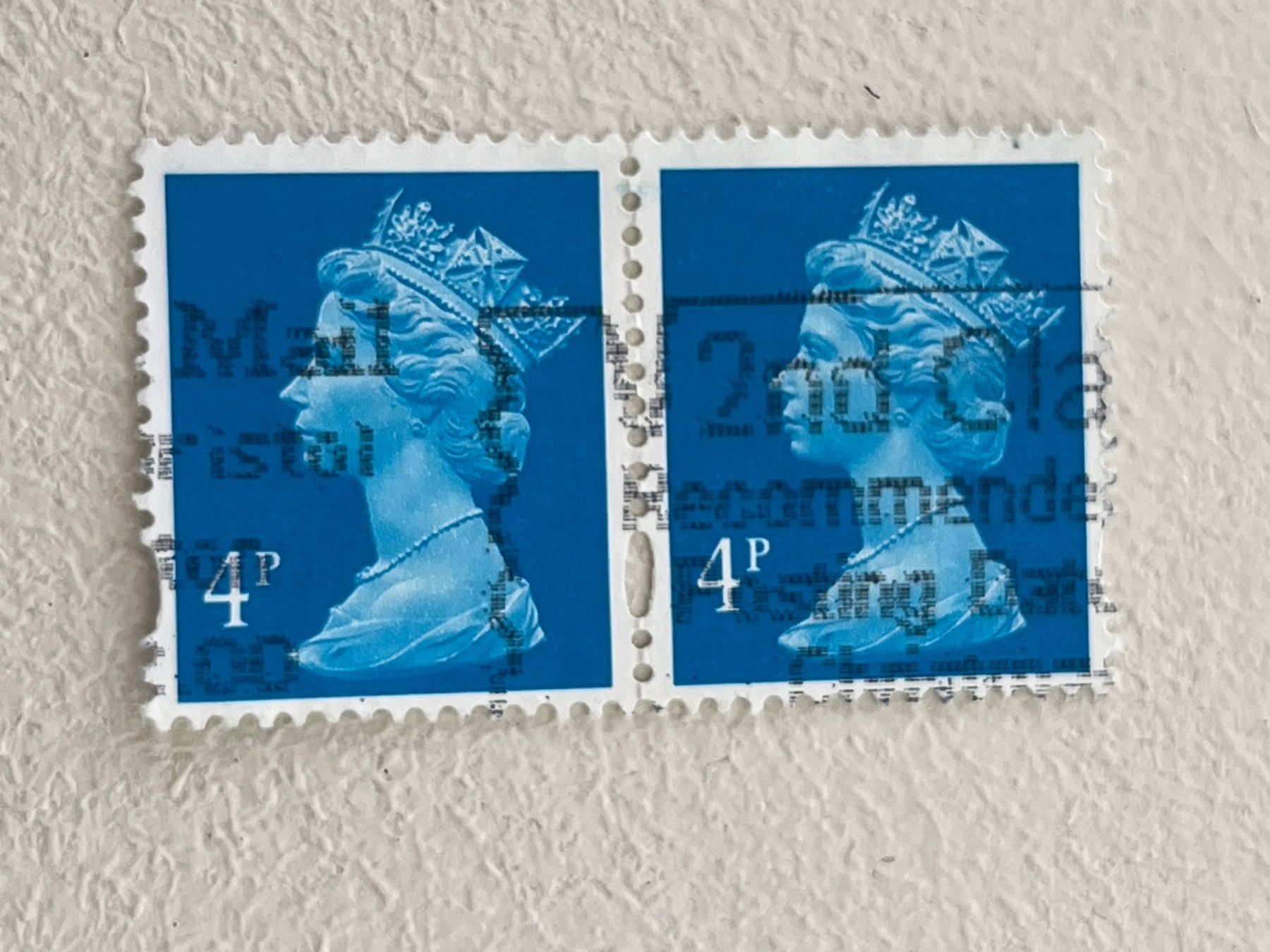 Tous les timbres: UK Briefmarke – D'occasion à Chiasso par AzenYa