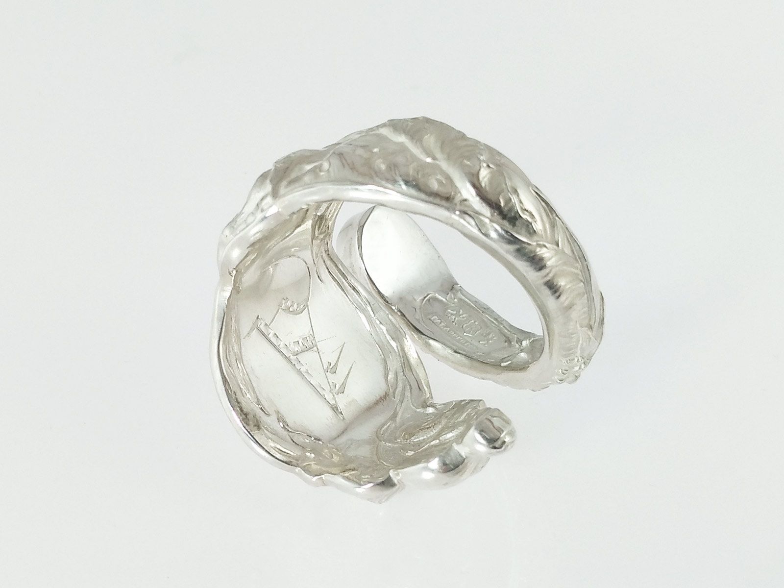 Anelli: Grosser massiver Jugendstil Silberring mit farbenem Opal – Nuovo e nell'imballaggio originale da Meilen venduto da Byrd-bijoux 6