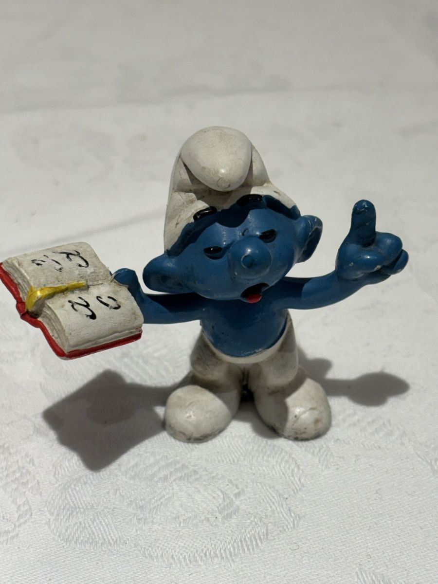 Schleich Statuette: Schleich Schlumpf mit Buch 1980 – Usato da Flums venduto da Limatools