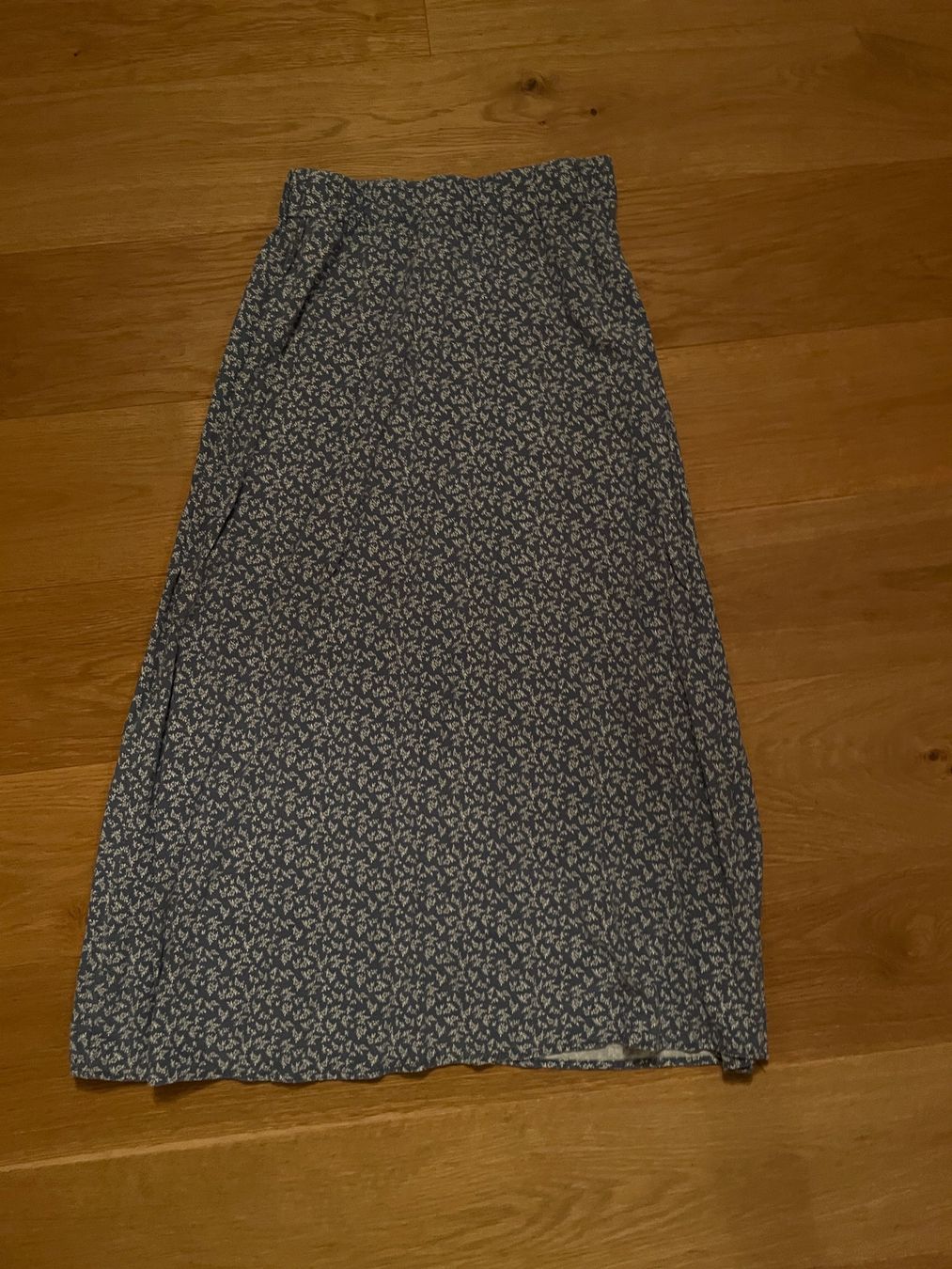 Brandy Melville Röcke: Brandy Melville Rock blau – Gebraucht aus Basel von joh_vl7m