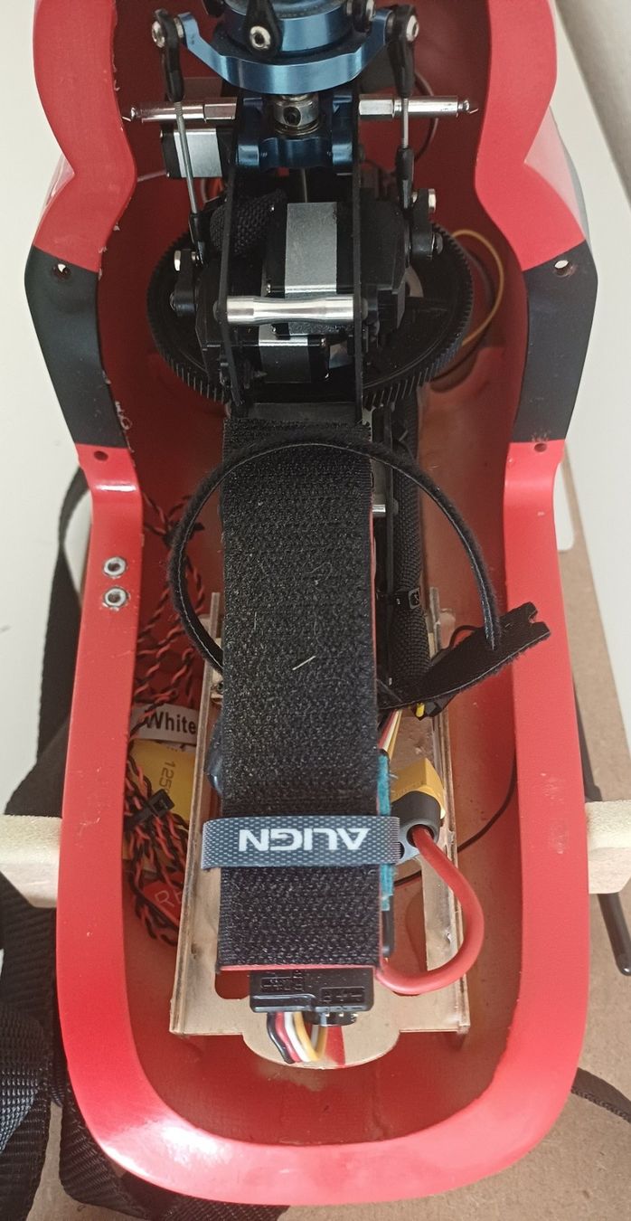 Align Modellismo RC: EC145 REGA Helikopter 450 – MicroBeast mit Rettung – Usato da Burgdorf venduto da AIRWOLF01 3