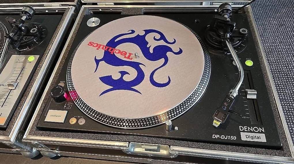 Denon Giradischi: 2x DJ Denon Plattenspieler inkl. Boxen – Usato da Triesenberg venduto da mbli2024 4