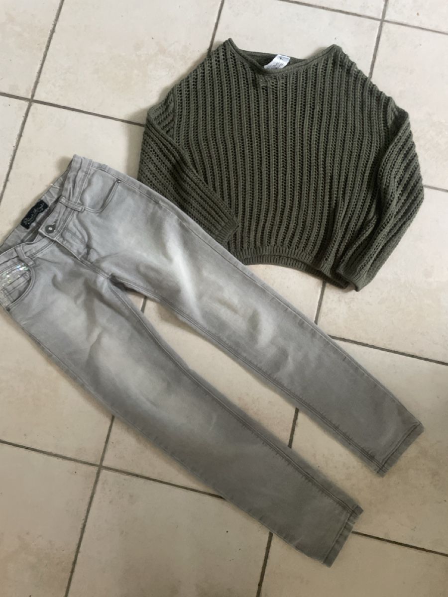 C&A Kleiderpakete & -sets: Jeans mit Pailletten & Strickpullover, Gr.140 Top – Neu (gemäss Beschreibung) aus Obergerlafingen von cabo4