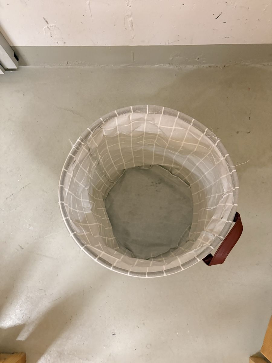 Paniers à linge: Laundry Basket Grid Pattern with Handles Used Condition – D'occasion à Zürich par epe_2dny 2