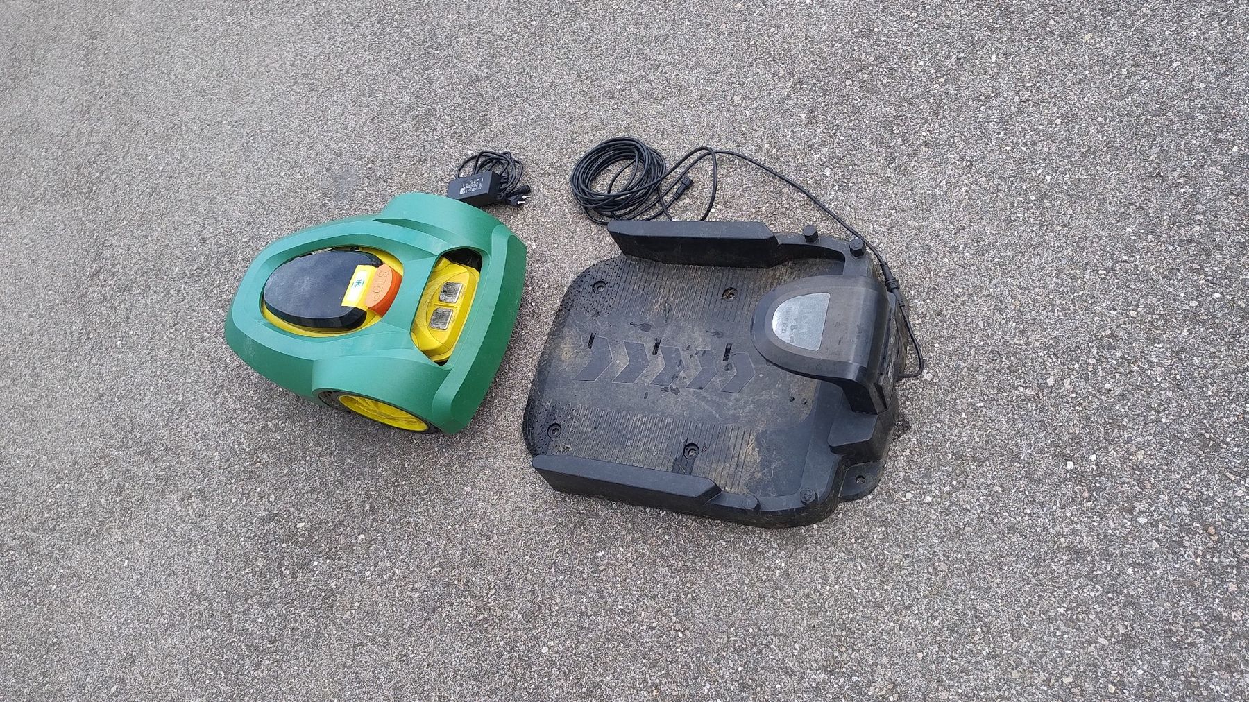 Tagliaerba: Robot rondeuse Okay Rm18 – Usato da Les Charbonnières venduto da alphatec88 1