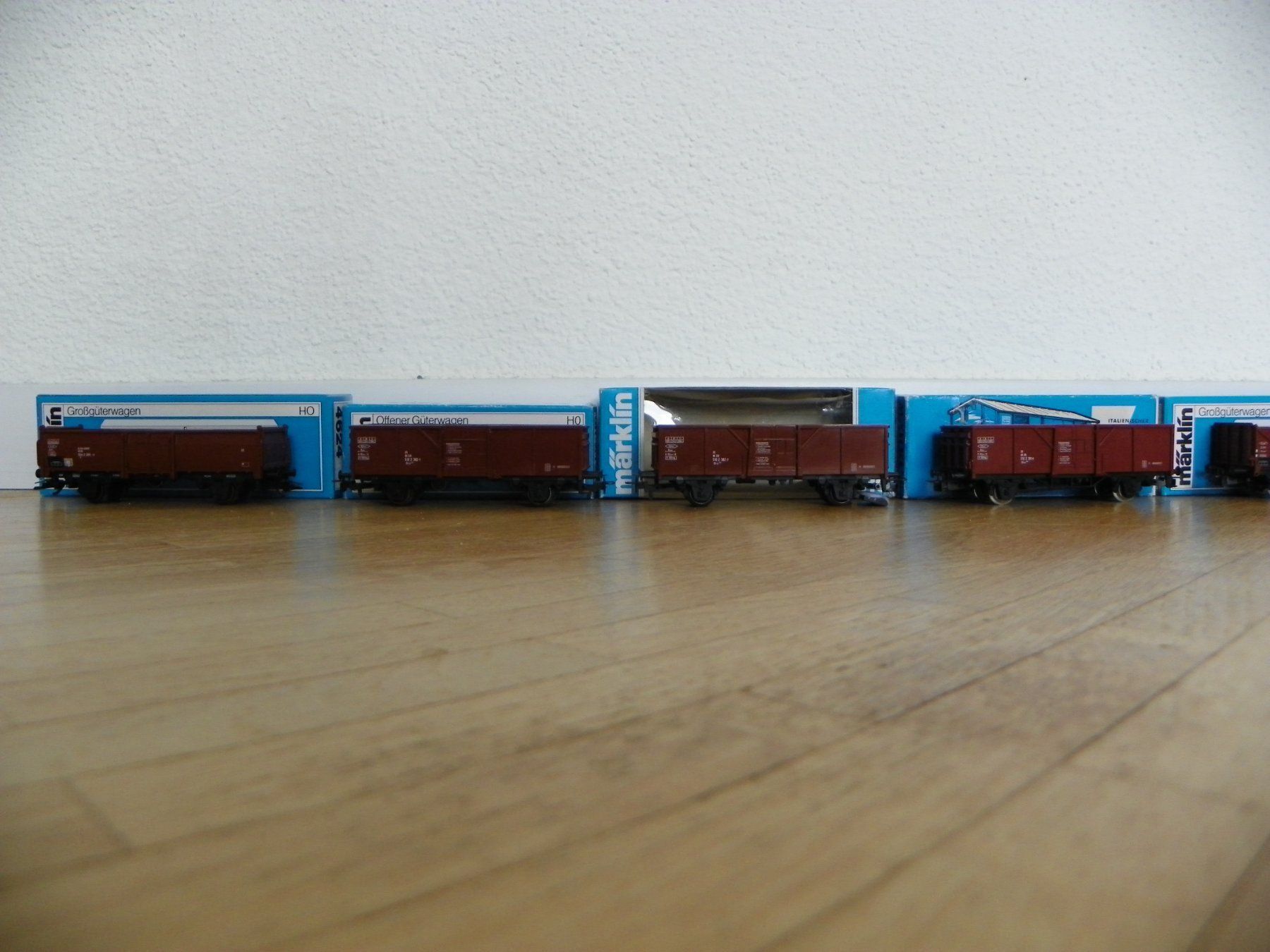 Märklin Modellini di ferrovie: 40 Stück gebrauchte Märklin Güterwagen H0 – Usato da Kriens venduto da mel_r9w8 3