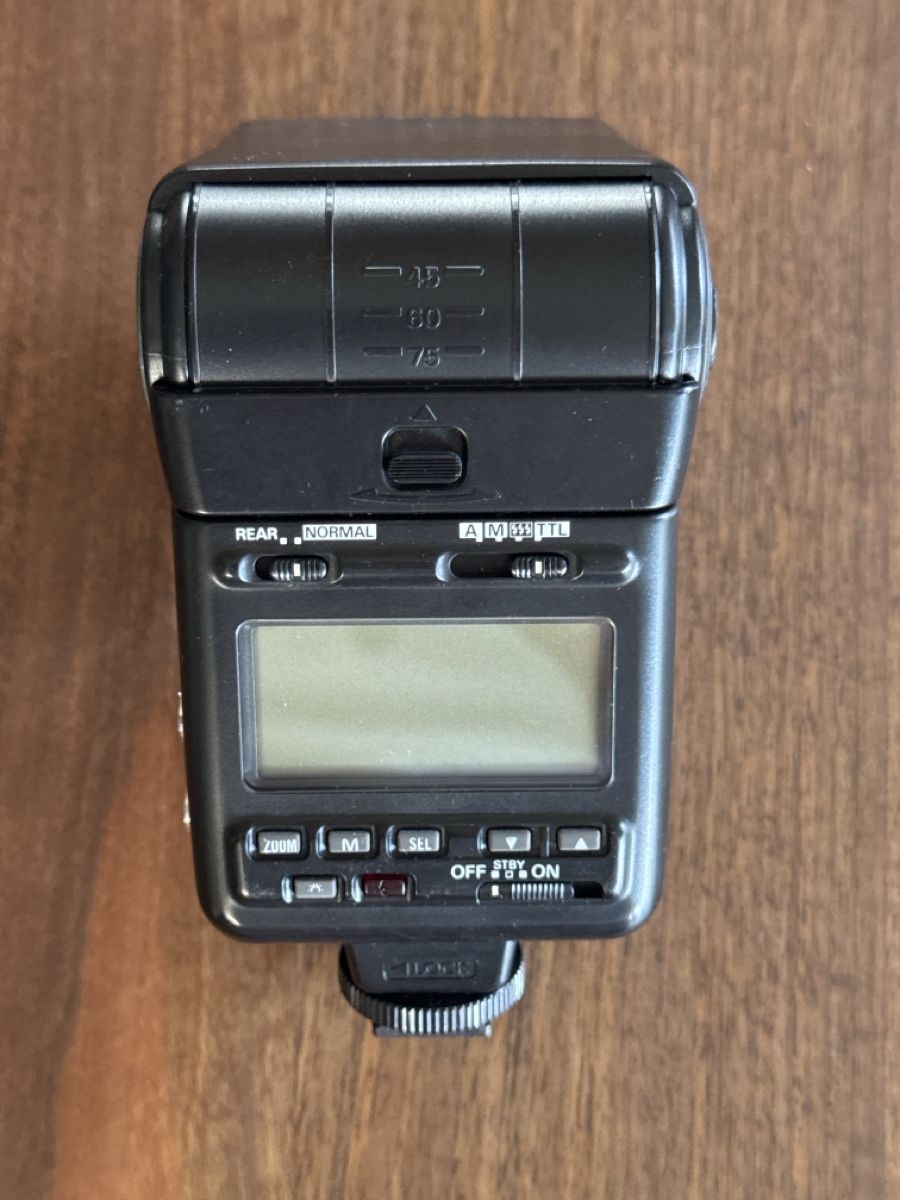 Nikon Flash: Nikon SPEEDLIGHT SB-24 Blitzgeraet guter Zustand – Usato da Baar venduto da Freethy 1