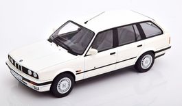 BMW 325i Touring E30 1987-1994 weiss / schwarz  1:18